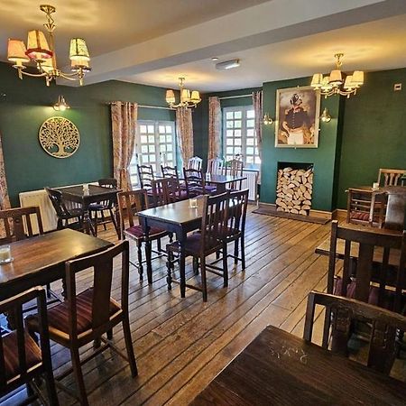 True Lovers Knot Blandford Forum Esterno foto